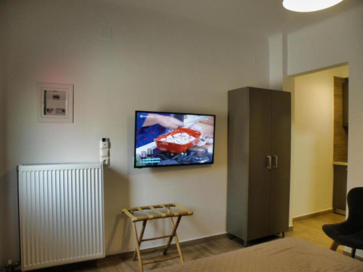 Enjoy Meteora Three Apartment Kalambaka Bagian luar foto